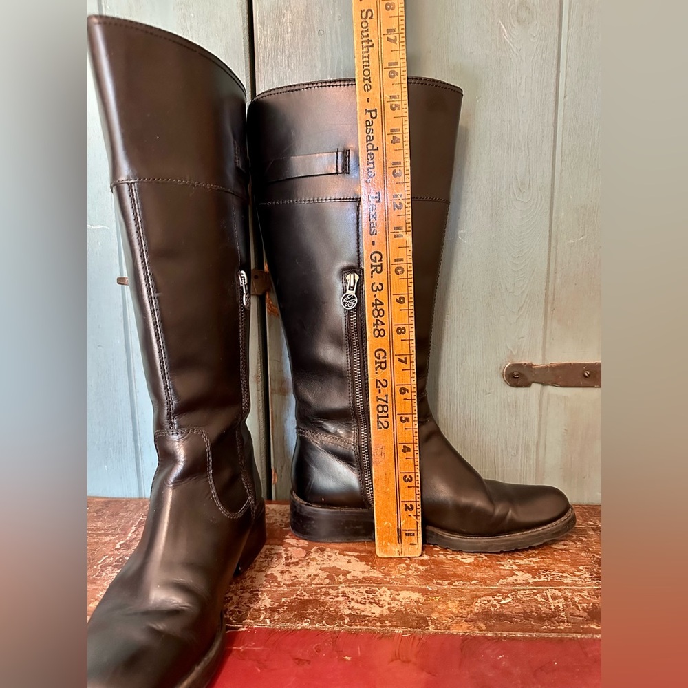 Eddie Bauer Leather Boots - Picture 3 of 9